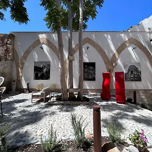 2* Bed & Breakfast Khalisah